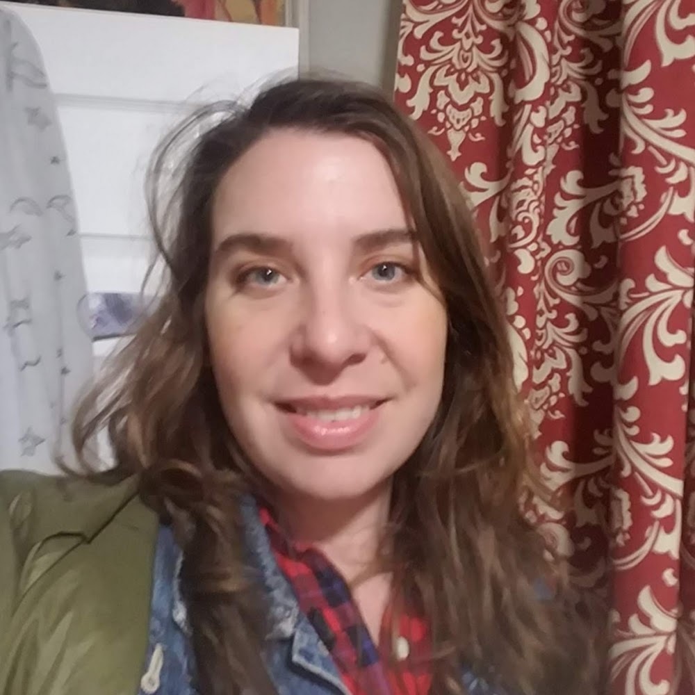 Meet your Posher, Leah